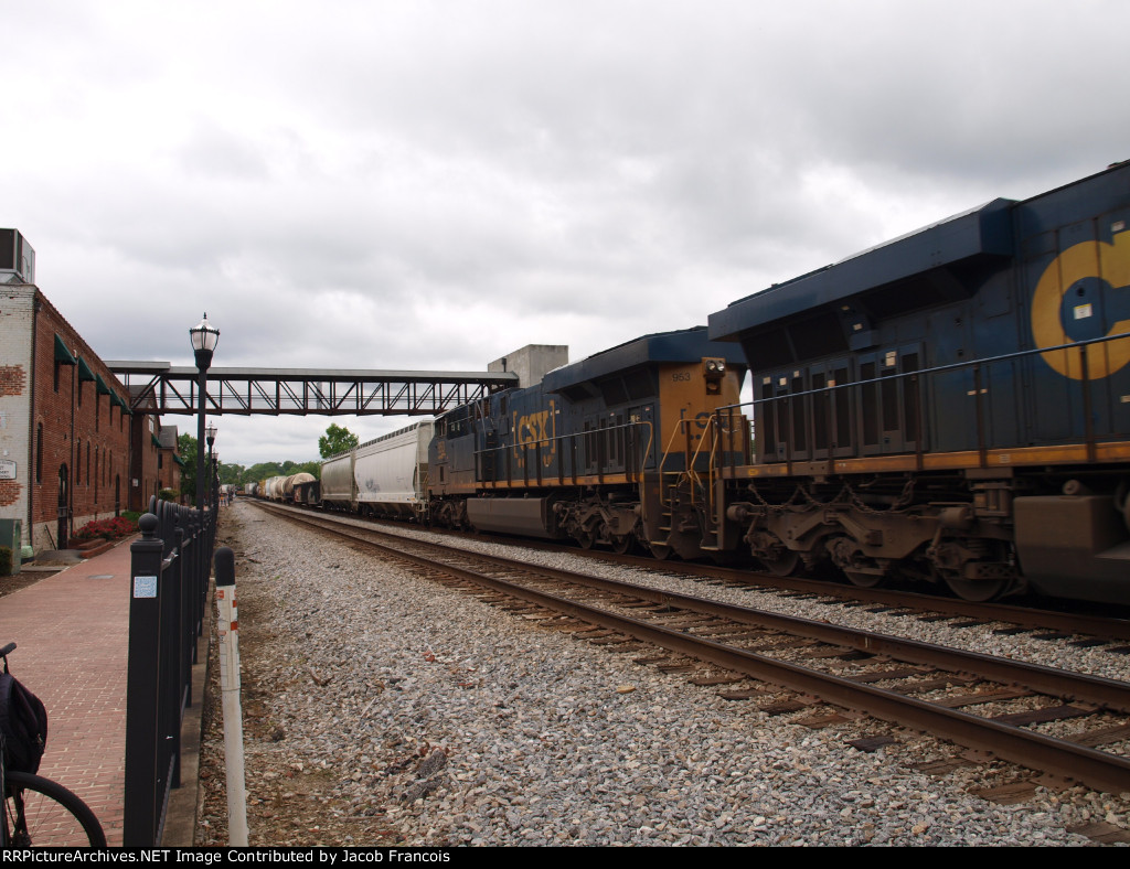 CSX 953